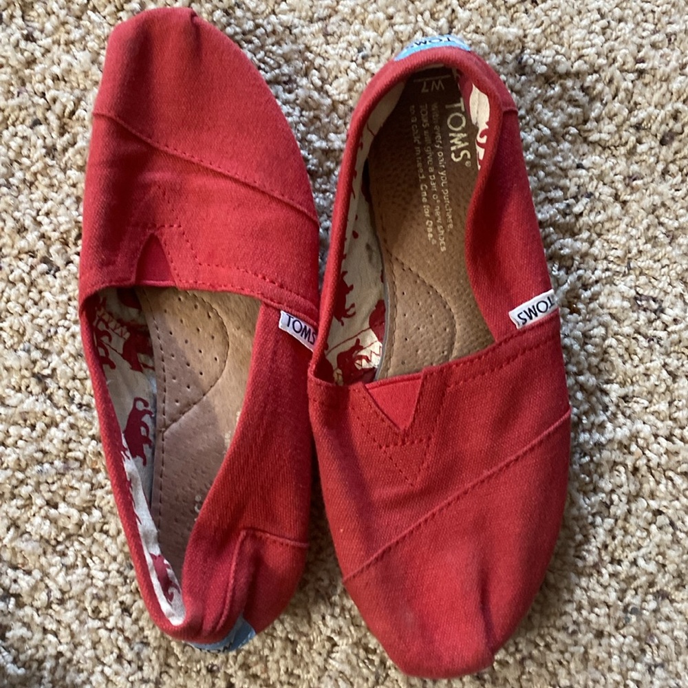 Lot of 3, Tom’s slip on shoes